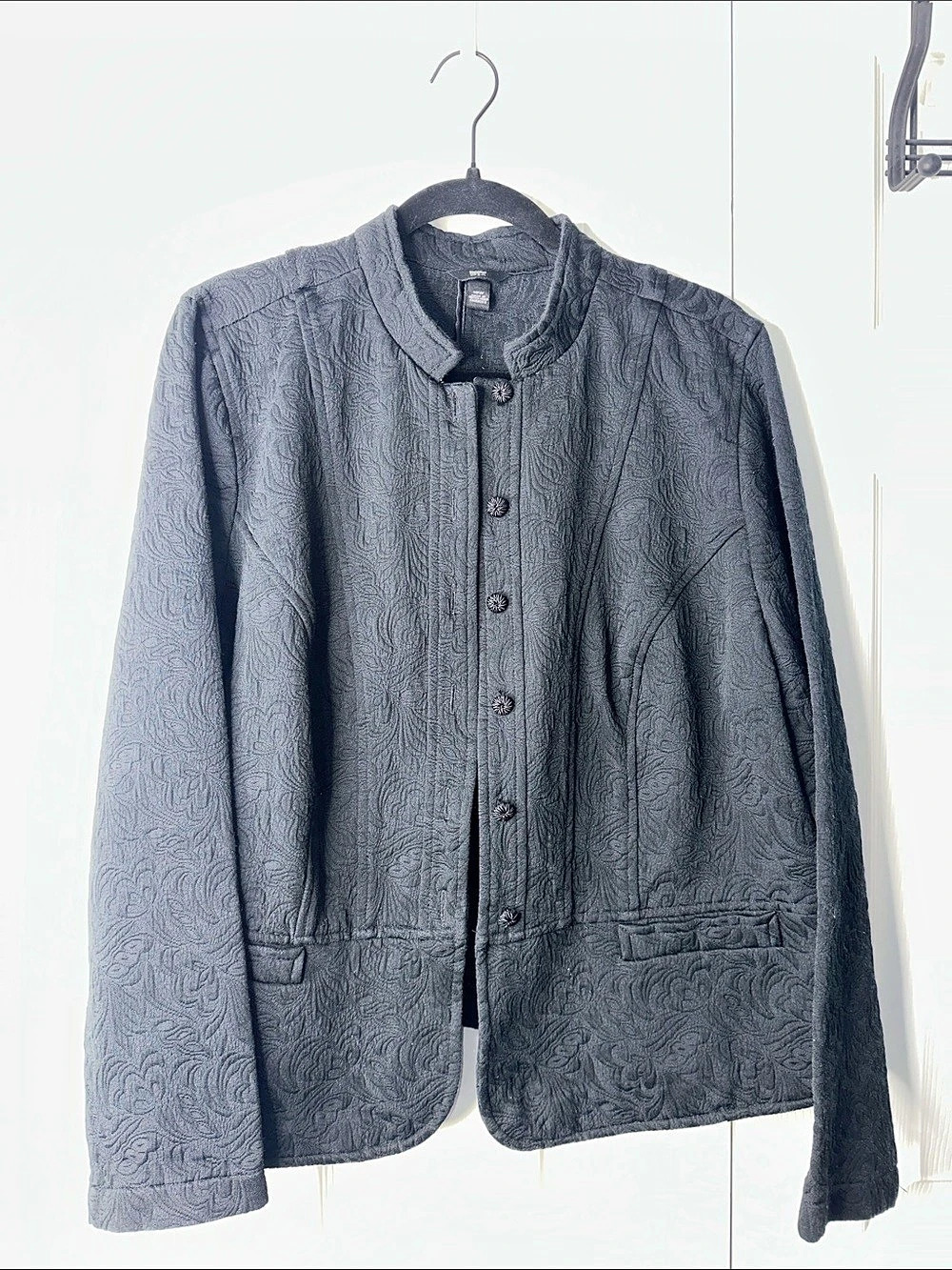 Mossimo Textured Abstract Blazer in Black